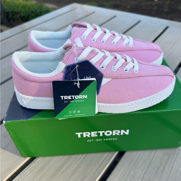 Tretorn Nylite Plus Canvas Sneakers Pink | Size 7.5 | NWT - Picture 4 of 11